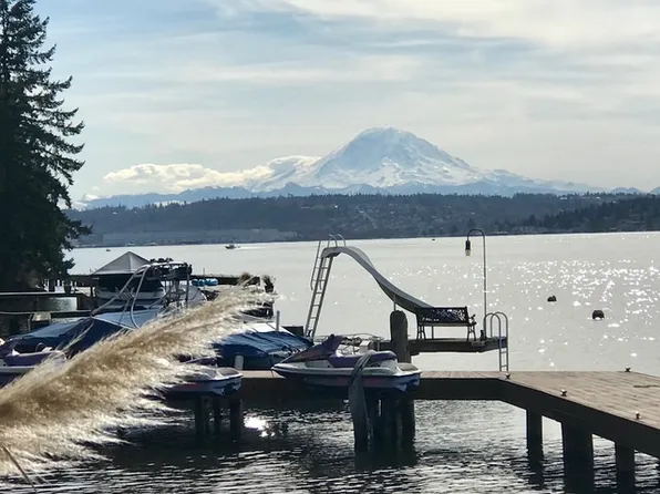 7701 W Mercer Way, Mercer Island, WA 98040
