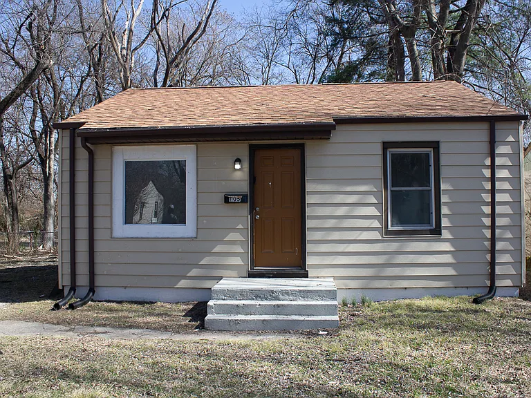 1105 Richard Dr — Photo 1