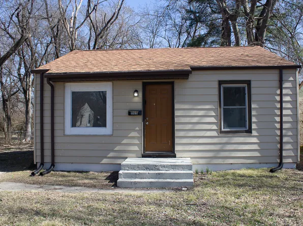 1105 Richard Dr, Cahokia, IL 62206