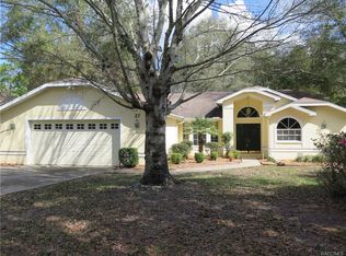 27 Redbay Ct W, Homosassa, FL 34446
