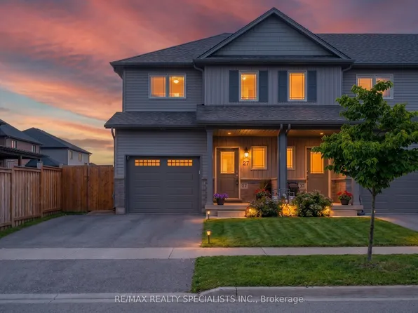 27 Harmony Way, Thorold, ON L2V 0H1