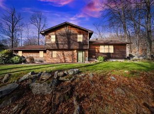 243 Bull Mill Rd, Chester, NY 10918