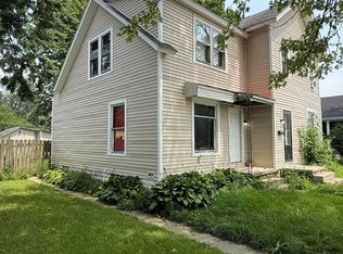 306 E High St, Fostoria, OH 44830