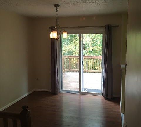 2nd image of 1606 Elkwood Ct