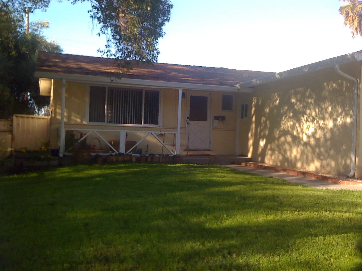 3319 Mount Logan Dr photo 1