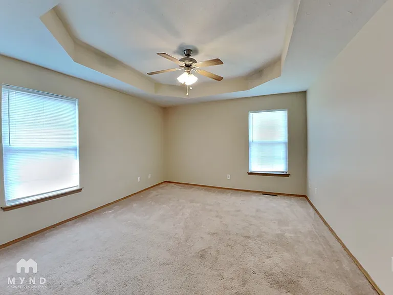 1123 S Brown Ave — Photo 7
