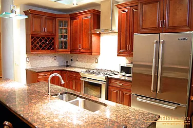 Rented by aptsandlofts.com