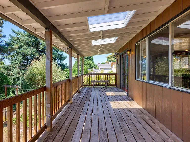 5034 SE Flavel Dr — Photo 18