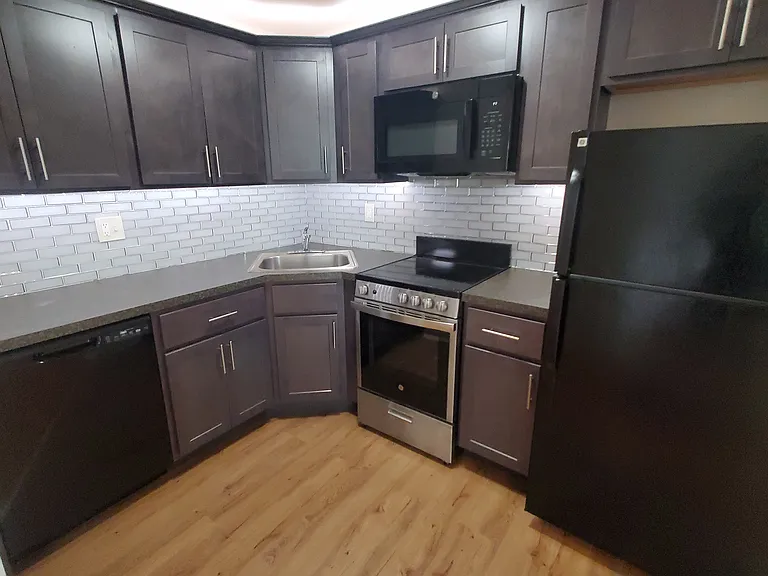 3209 W Chester Pike — Photo 6