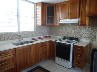 598 Calle Capri, Carolina, PR 00982