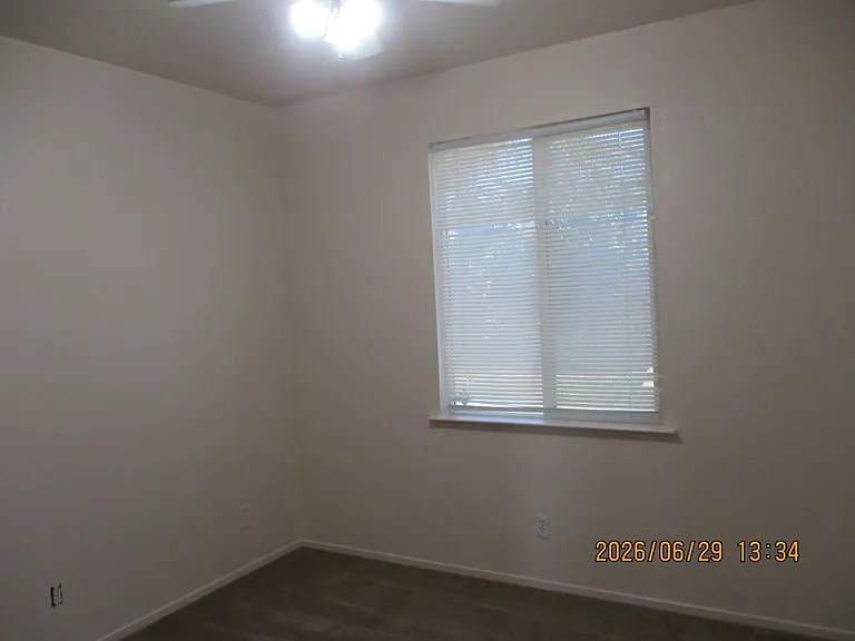 1225 E Cinnamon Dr — Photo 16