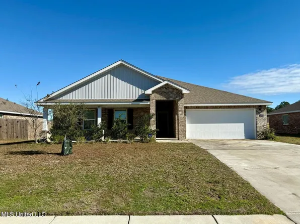 1091 Enclave Cir, Long Beach, MS 39560