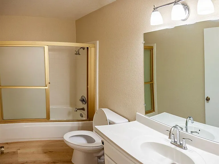 1931 Renoir Ave — Photo 18