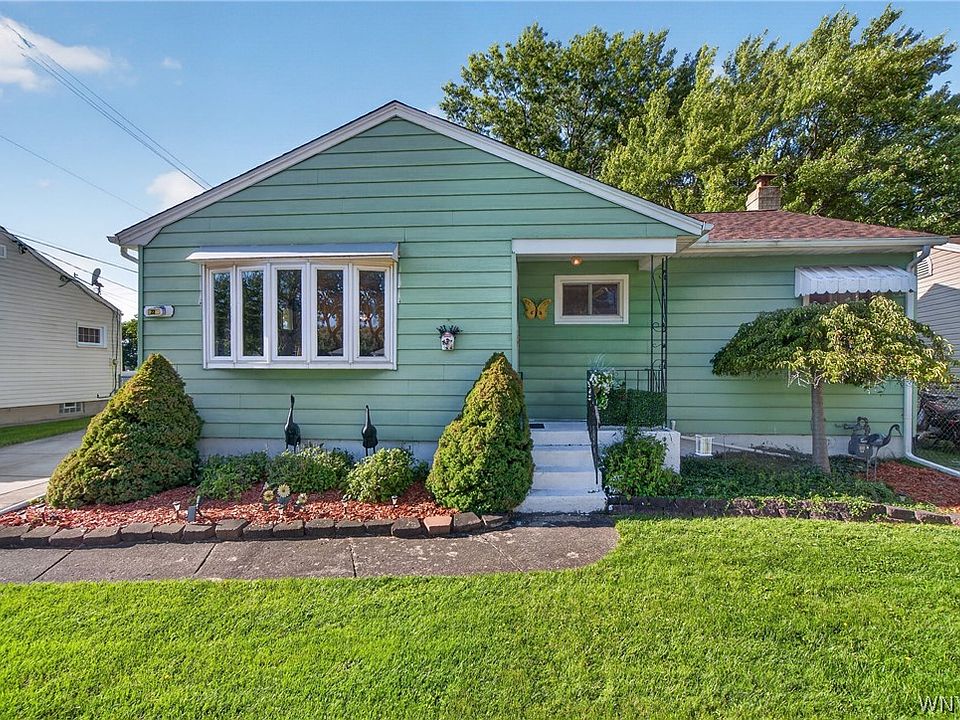 1st image of 22 Mitchell Dr