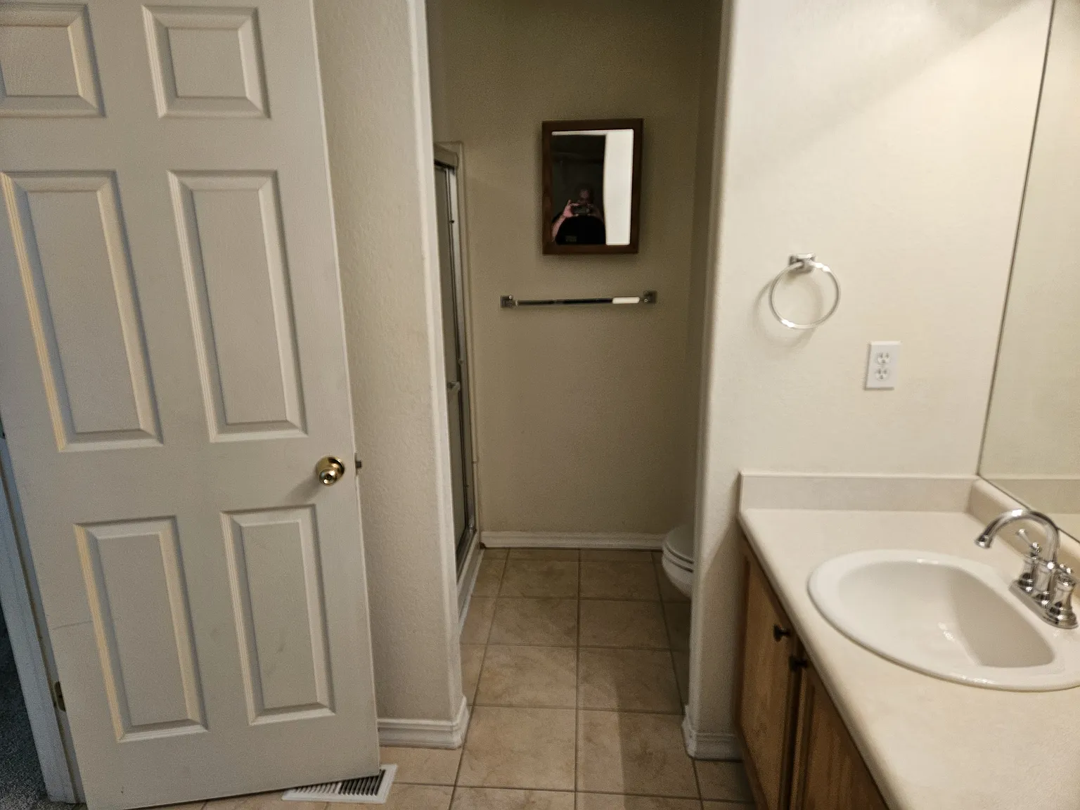 2 bed, 2.5 bath, 1634 sqft, $2,000 — Photo 4