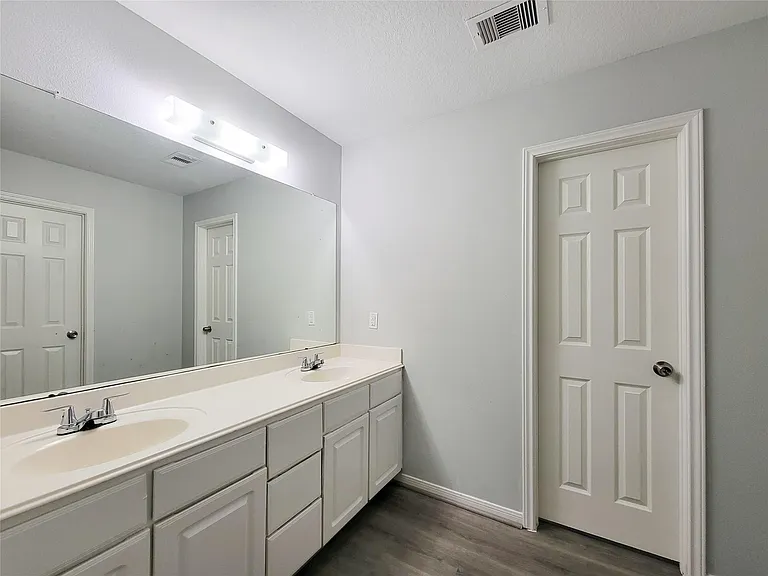 3602 Zephyr Glen Way — Photo 22