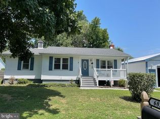 6824 Harewood Park Dr, Baltimore, MD 21220