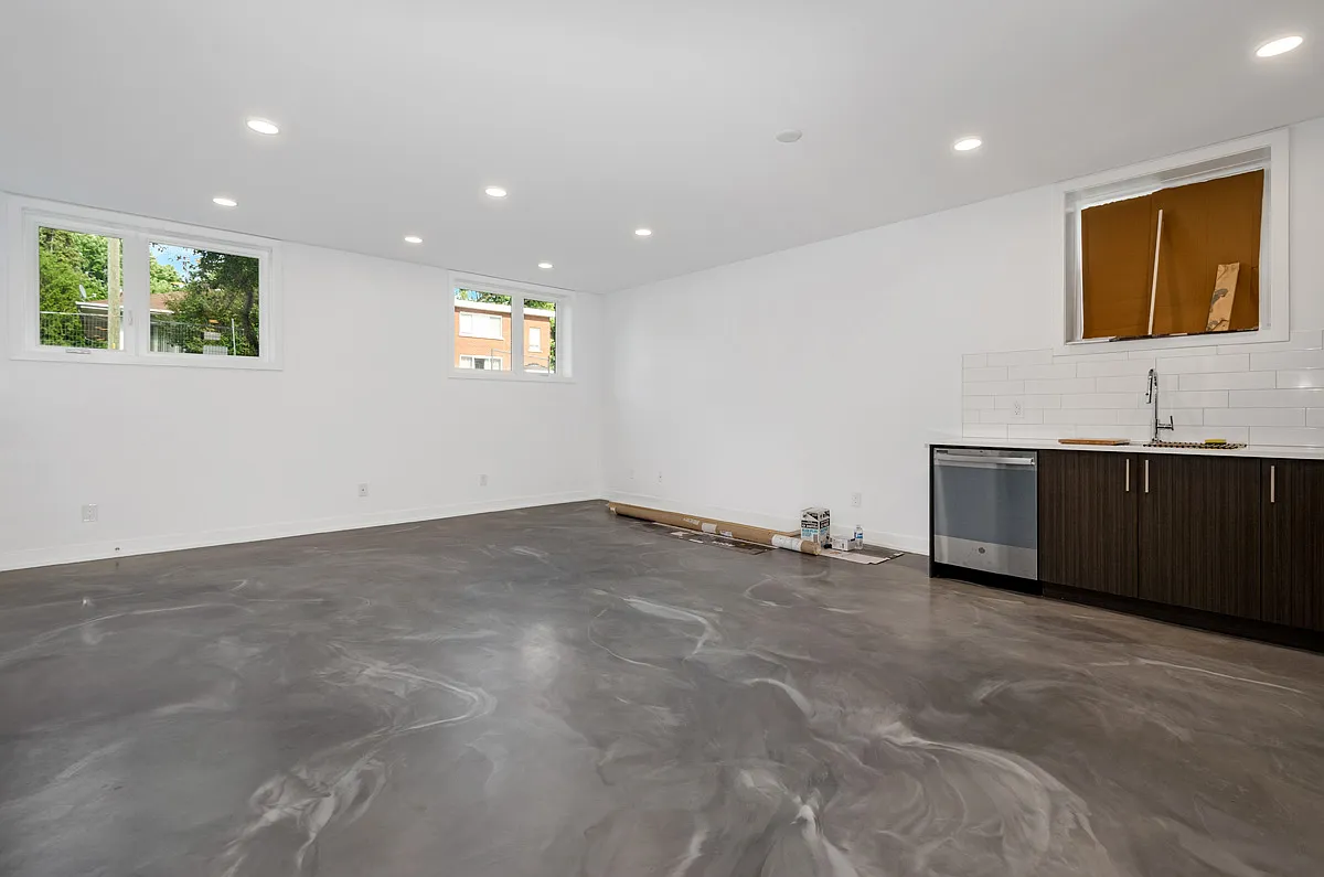 206 Alfred Street — Photo 3
