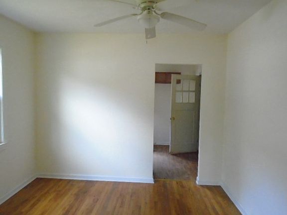 5th image of 616 Clift St