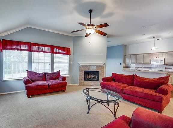 5th image of 221 Shady Timbers Ln