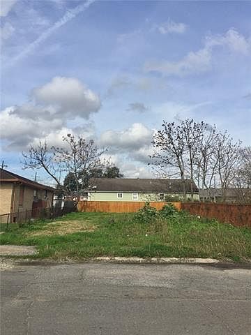 1st image of 1255 Foy St