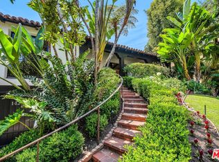 1423 Warnall Ave, Los Angeles, CA 90024