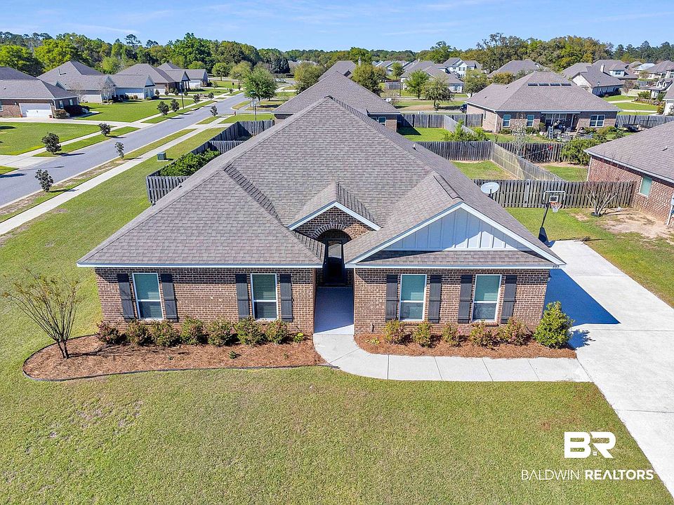 1st image of 802 Onyx Ln