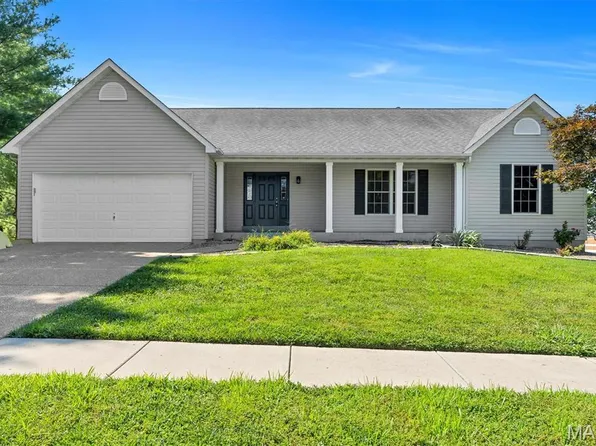 7196 Heald Dr, Dardenne Prairie, MO 63368
