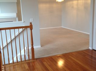 4248 Savoy Ln, McHenry, IL 60050