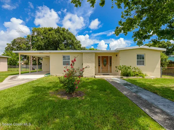 131 SE Serenata Ct, Port Saint Lucie, FL 34983