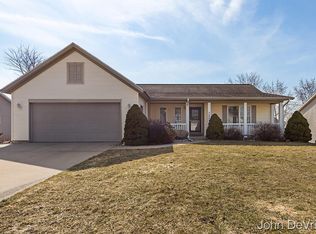 9452 Northwind Dr, Zeeland, MI