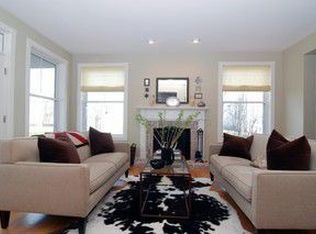 1130 Prairie Trl, Grayslake, IL 60030