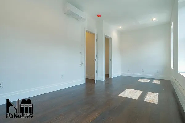 Rented by NMRE | media 48