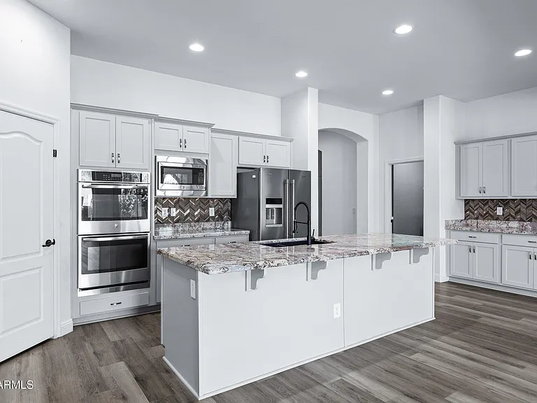 10218 E Bergeron Ave — Photo 9