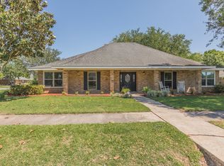 812 Canaan Dr, Lafayette, LA 70508