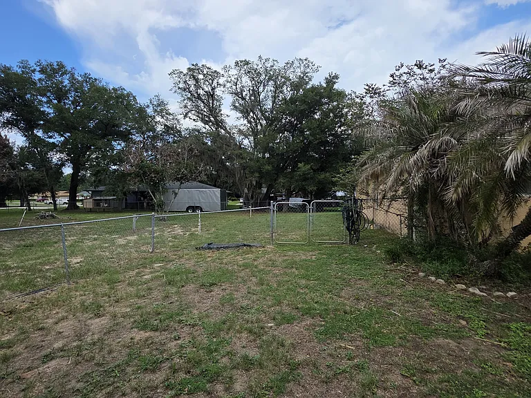 1750 N Valencia Dr — Photo 20