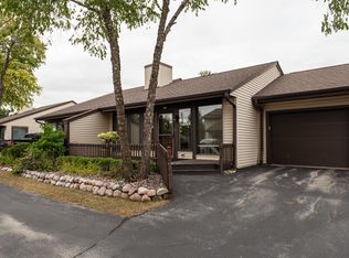 216 E Drexel Ave, Oak Creek, WI 53154