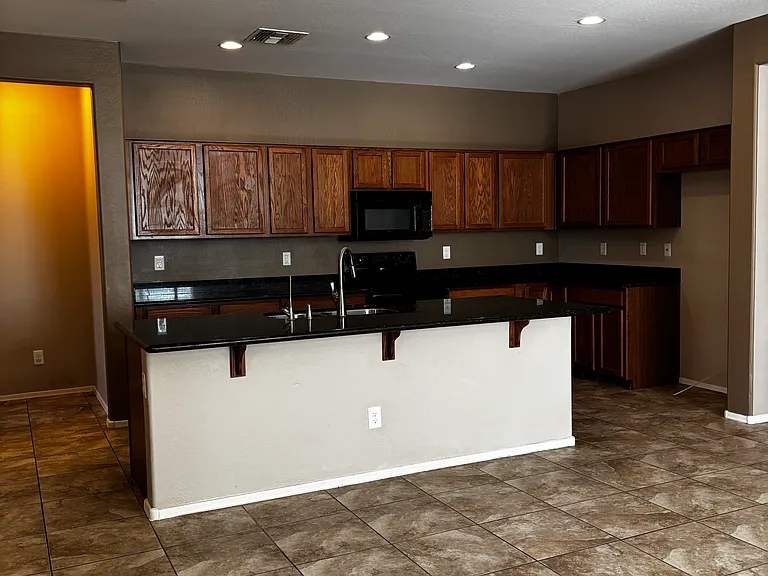 2298 W Angel Way — Photo 7