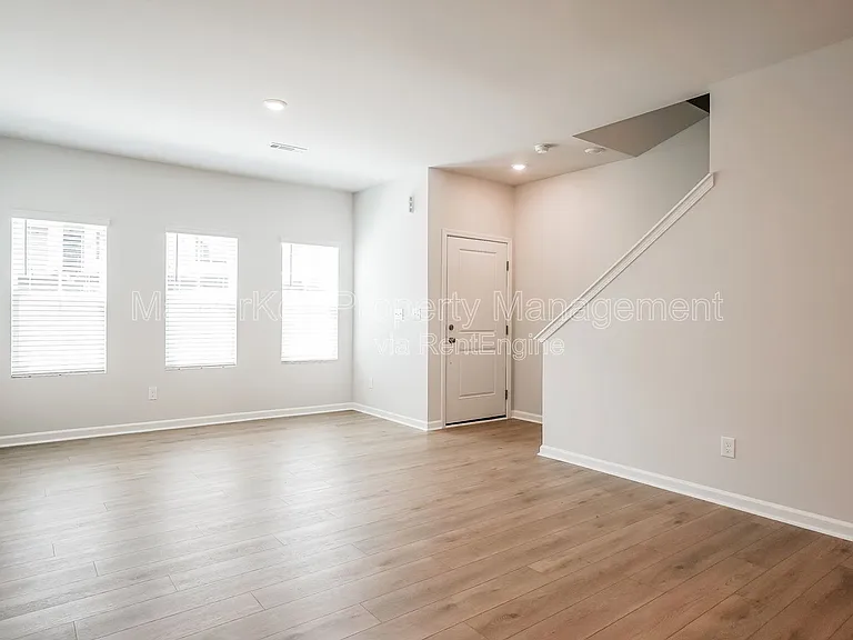 112 Silver Fir Ln — Photo 7