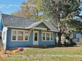 2621 SW Fillmore St, Topeka, KS 66611