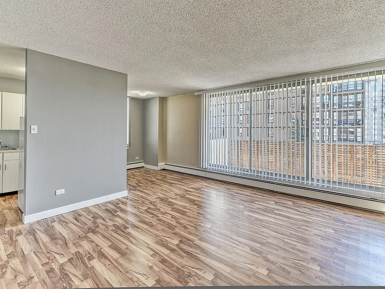 738 14th Ave SW — Photo 21