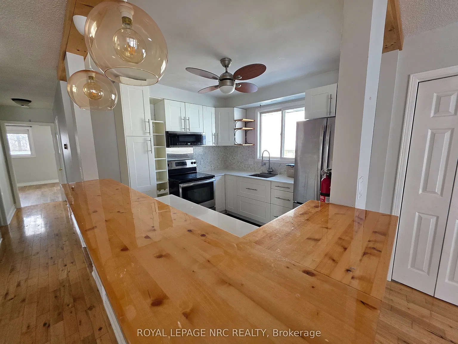 2 bed, $2,000 — Photo 4