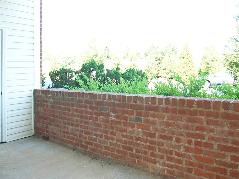 100 Capstone Dr #3 — Photo 22