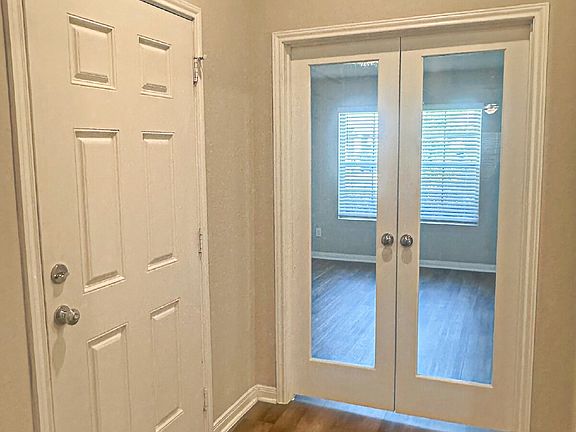2nd image of 6235 Willow Point Blvd