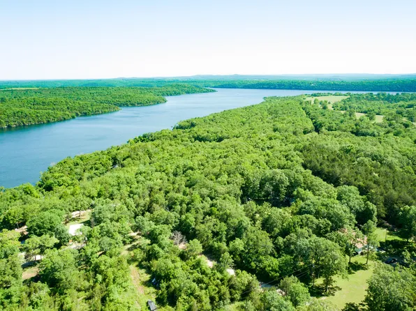 000 Bass Road, Lead Hill, AR 72644