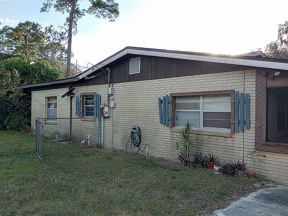 5th image of 2511 Grove St