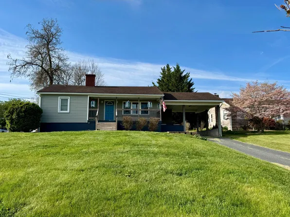 830 New Hope Rd, Staunton, VA 24401