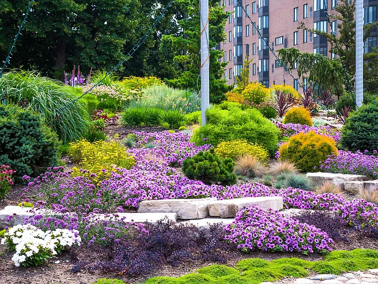 Woodland Park by the Lake — Photo 14