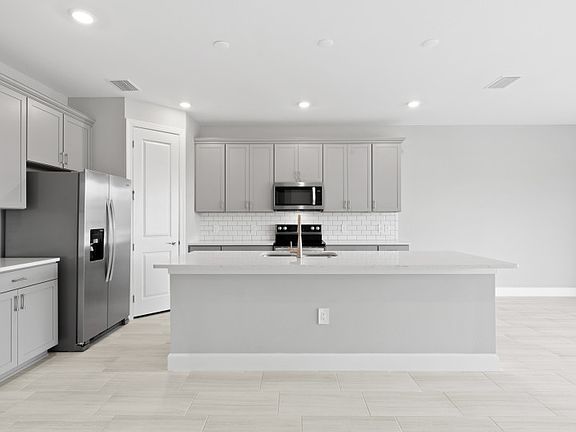 Kitchen with large center island