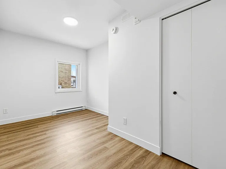 75 Genest St — Photo 10